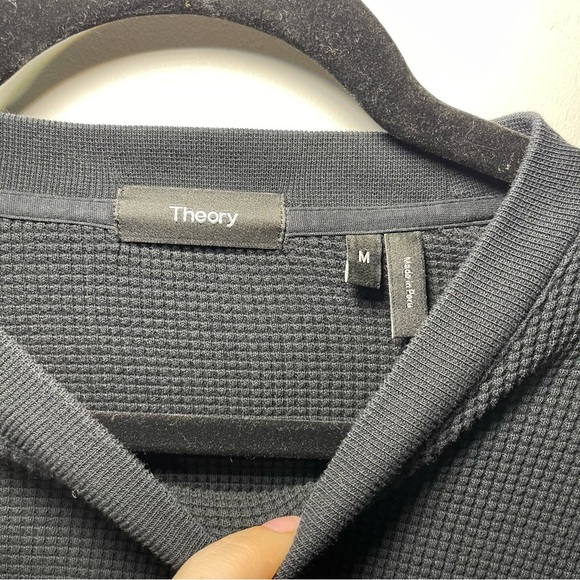 Theory men's Black long sleeve waffle knit crewneck casual sweater in size M - Picture 3 of 6